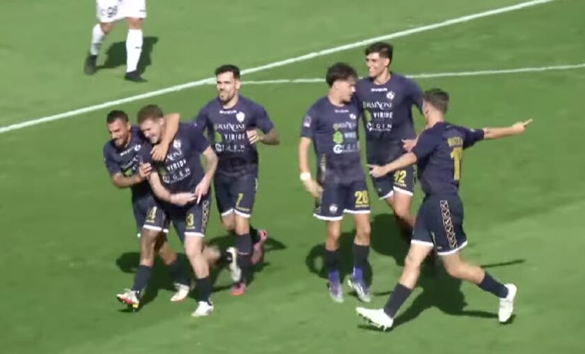 Esultanza giocatori Cavese