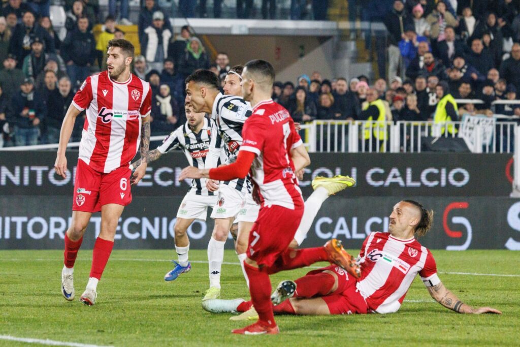 Vis Pesaro Ascoli Milanese