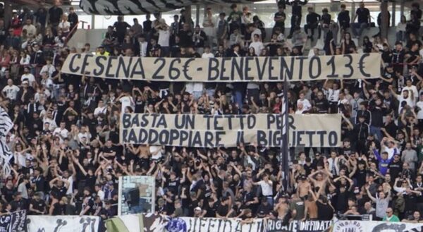 striscione tifosi cesena